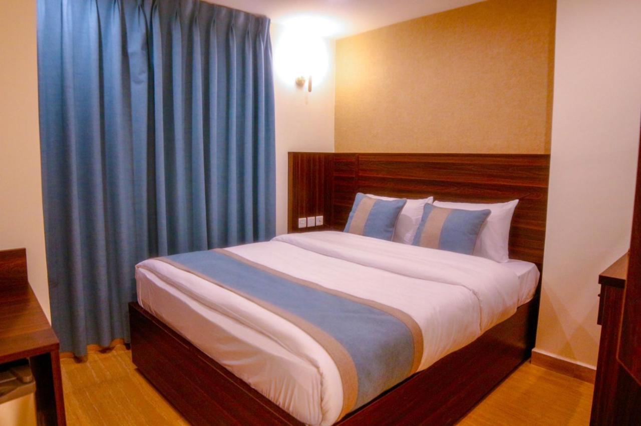 ِafnan Hotel อคาบา ภายนอก รูปภาพ